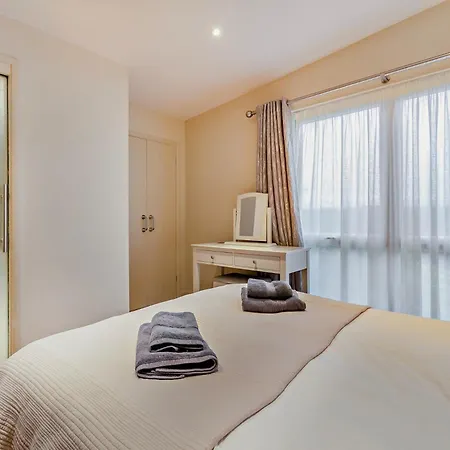別荘 4 Bed In Windermere 95682 *
