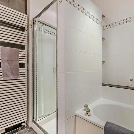 Holiday home 4 Bed In Windermere 95682 *