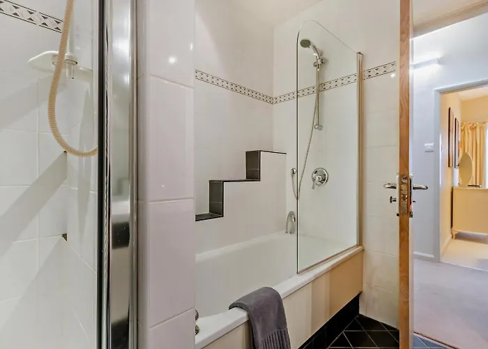 4 Bed In Windermere Oc-95682 * Winster